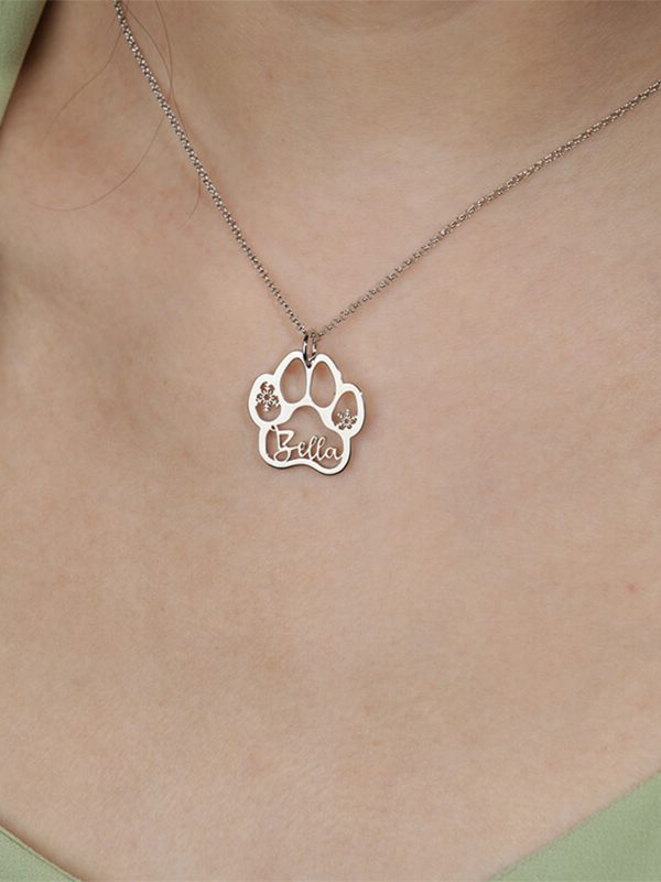 UnusualStandout Custom Dog Paw Name Necklace