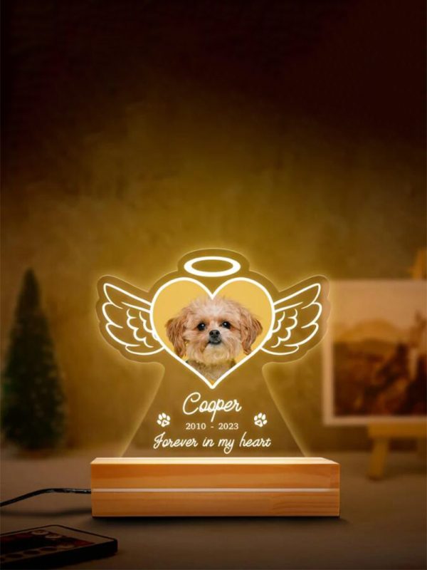 UnusualStandout Personalized Pet Heart Memorial Plaque