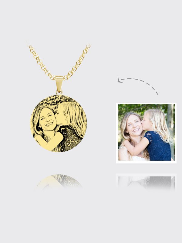 photo-5-personalized-photo-round-necklace-1