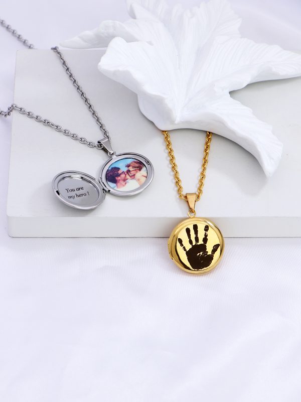 UnusualStandout #56 Personalized Handprint Necklace Photo Locket Necklace