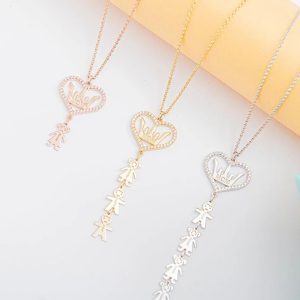 UnusualStandout #76 Mom Engraved Necklace With Hearts