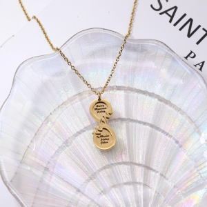 UnusualStandout #84 Personalized MOM Infinity Necklace