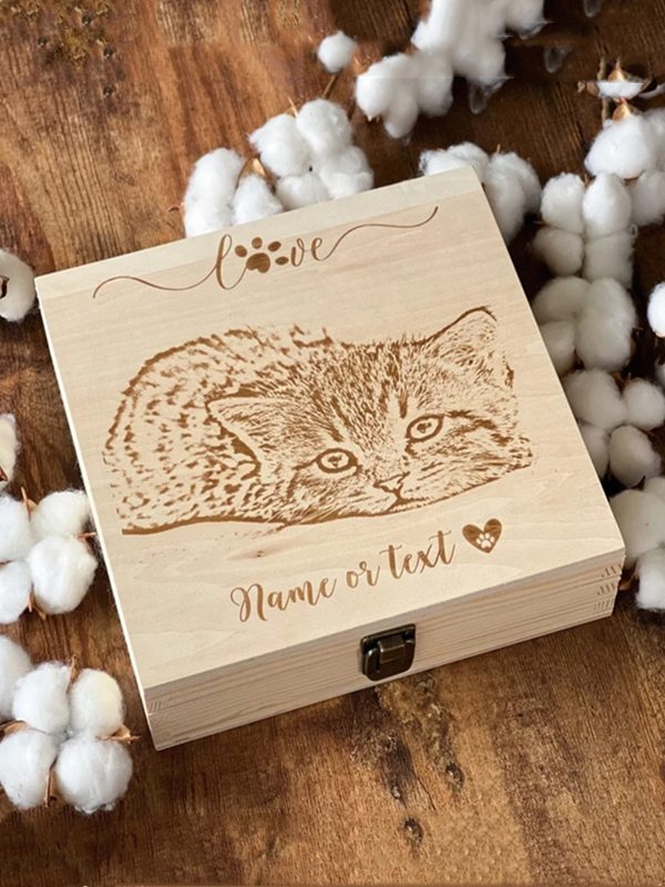 UnusualStandout #94 Custom Pet Portrait Wooden Box