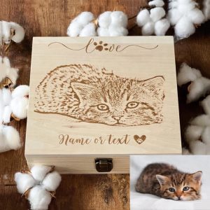 UnusualStandout #94 Custom Pet Portrait Wooden Box