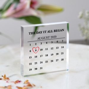 UnusualStandout #655 Personalised Wedding Date Acrylic Keepsake