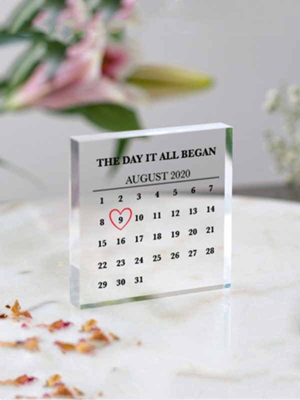 UnusualStandout #655 Personalised Wedding Date Acrylic Keepsake