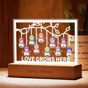 UnusualStandout #789 Personalized Snowman Family Acrylic Lamp